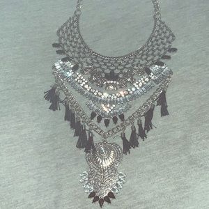 Super chunky black and silver necklace